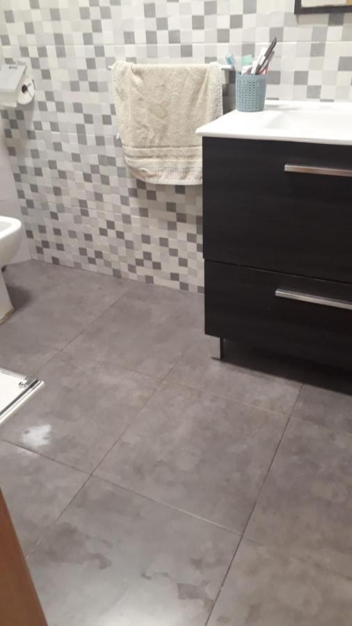 Habitacion Doble En Apartamento De 3 Habitaciones Salamanka Zewnętrze zdjęcie