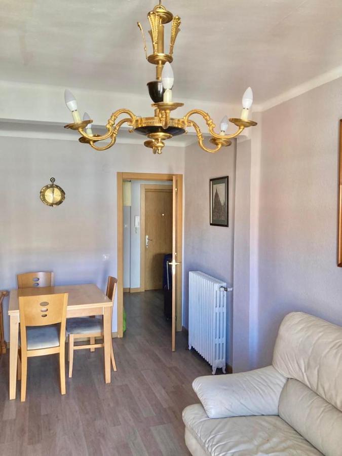 Habitacion Doble En Apartamento De 3 Habitaciones Salamanka Zewnętrze zdjęcie